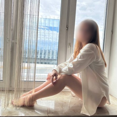 Частная массажистка Эмилия, 24 года, Москва - фото 1