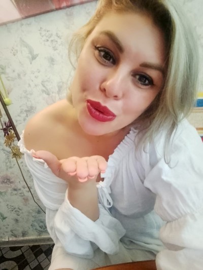 Частная массажистка Юля