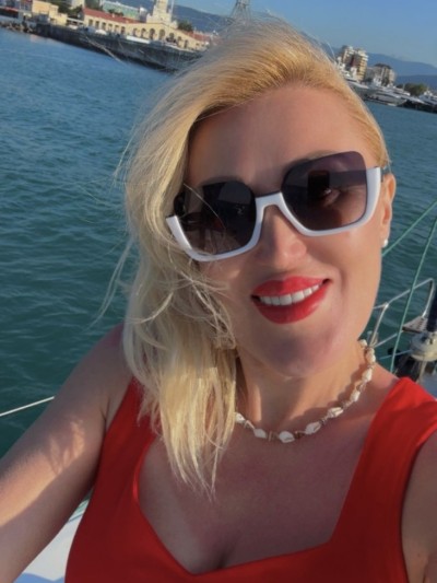 Частная массажистка Юля