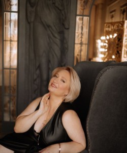 Частная массажистка Мира 