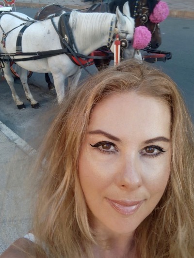 Частная массажистка Тома 