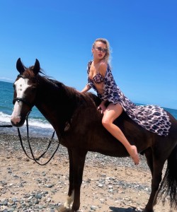 Частная массажистка Аня 